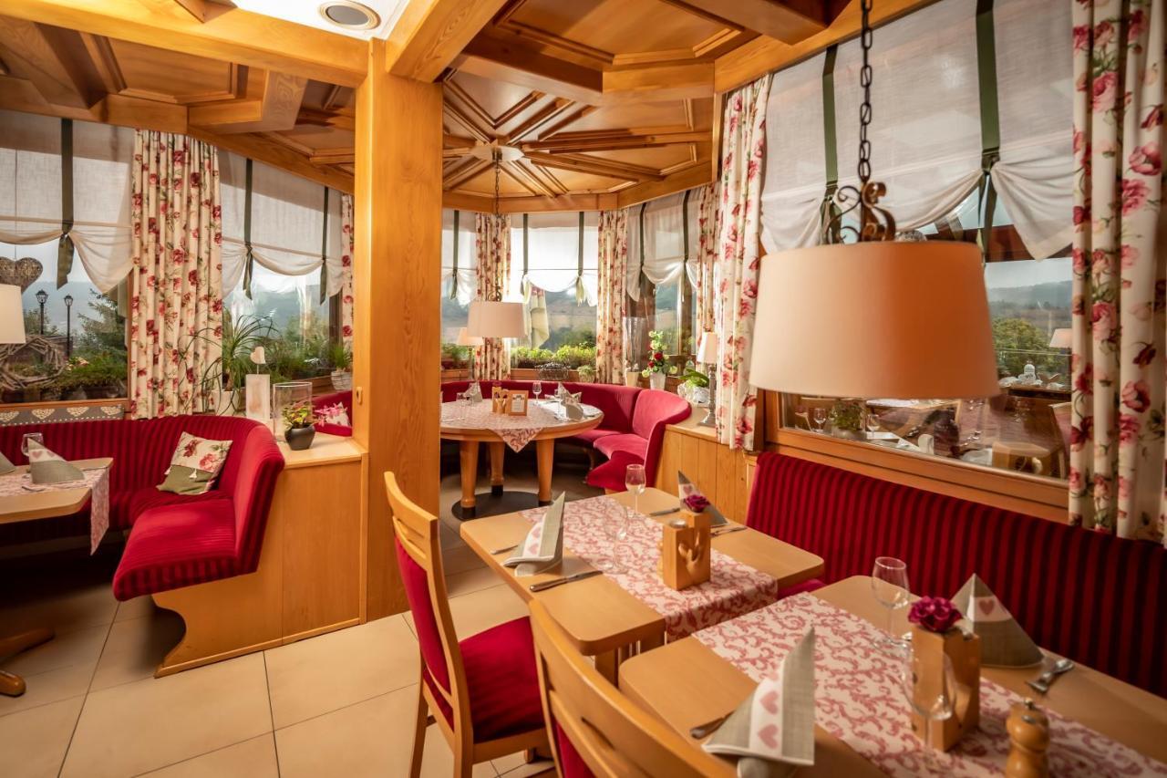 Panorama Hotel Heimbuchenthal 外观 照片